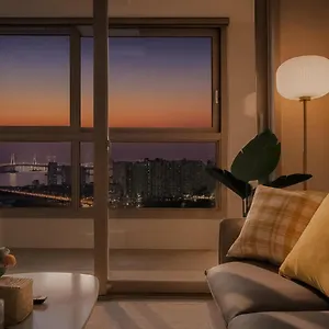 Urbanstay Songdo Moonlight Park Apartment